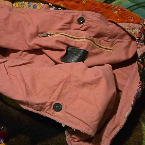 Tylie Malibu Patchwork Xl Bohemian Tote - Picture 7 of 10